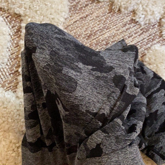 Seamless scrunched booty camo leggings - Picture 10 of 13